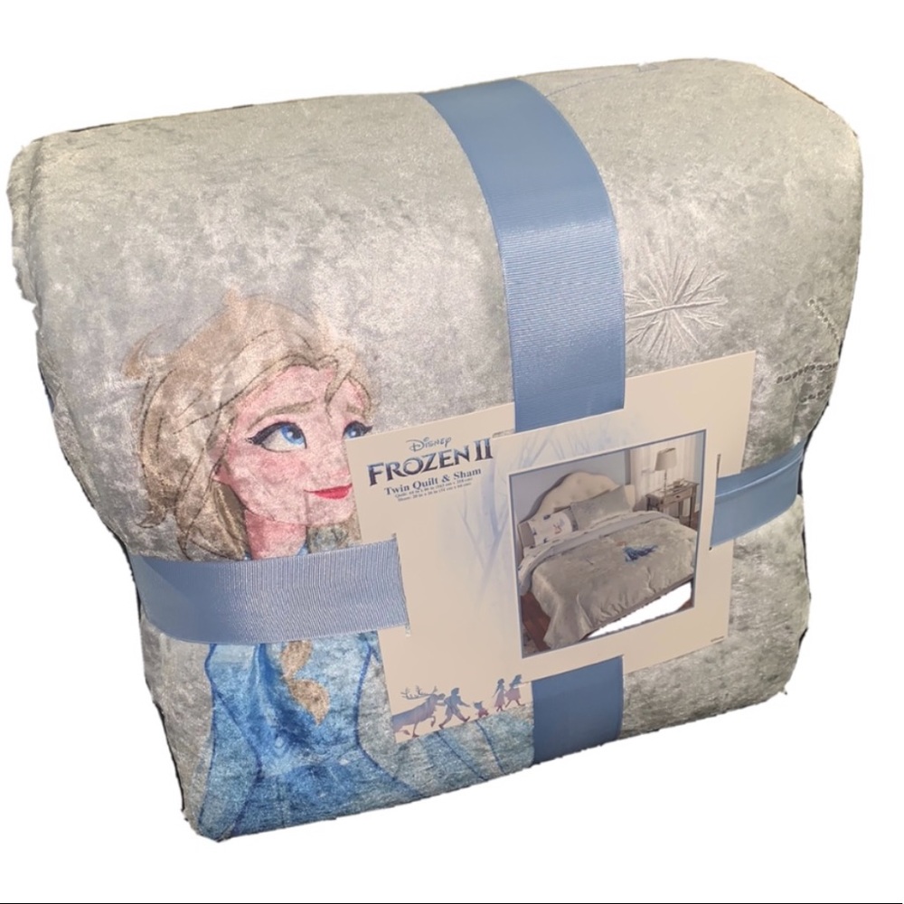 Frozen 2 Fearless Journey Twin Quilt Set - 2 pcs